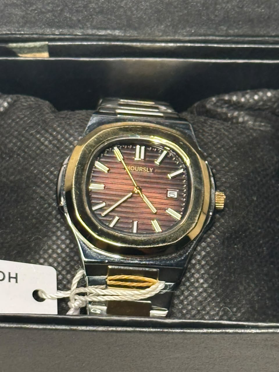 Luxury Hoursly Watch